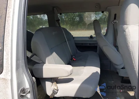 2010 Ford E-350 Super Duty Xl/Xlt из США, поврежденный, VIN 1FBNE3BL6ADA86106